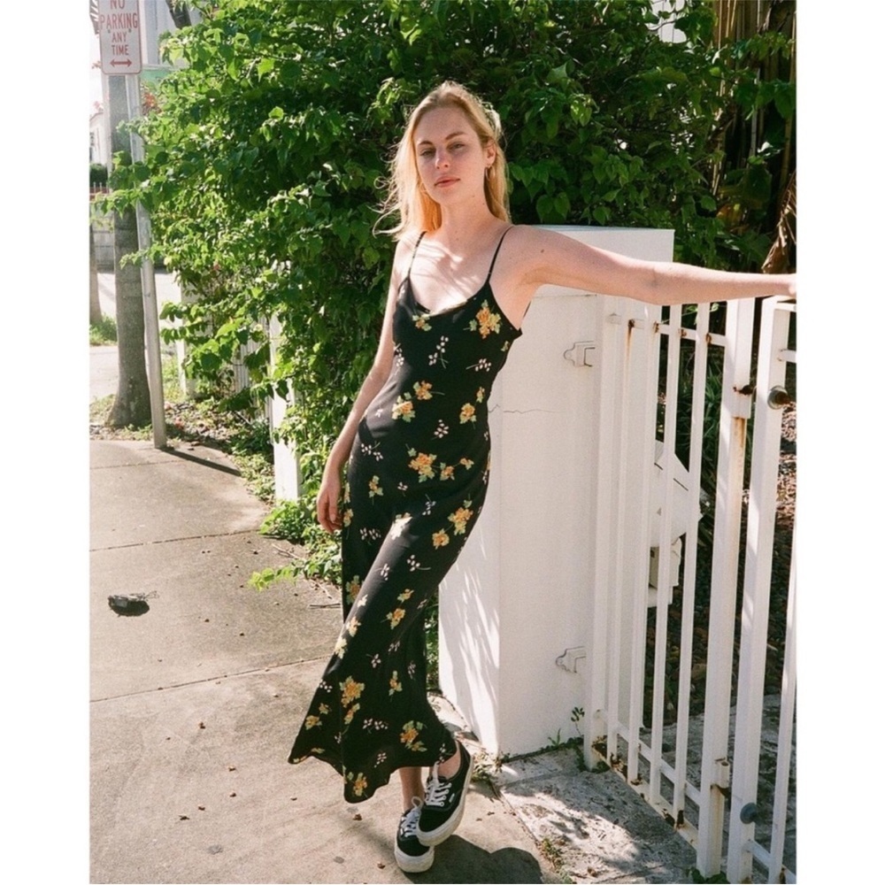 Réalisation Par Phoebe Slip Dress Floral Black Silk Maxi Blossom S EUC - Picture 9 of 11